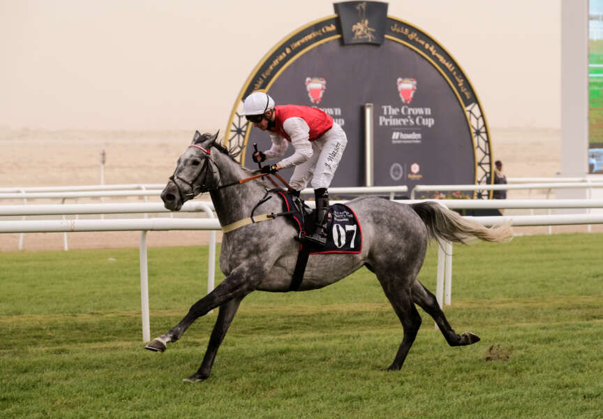 “Déjà Vu” for Jason Watson as he comes from last-to-first on a grey to land £108,000 Listed honours in Bahrain