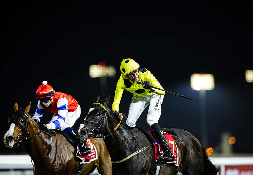 Royal Champion takes the Bahrain International Trophy